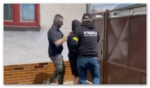 Mladíkova zábava s bombou v škole ho môže stáť 8 rokov väzenia! (VIDEO)