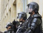 Košický MacGyver opäť za mrežami: Polícia zadržala extrémistického chemika