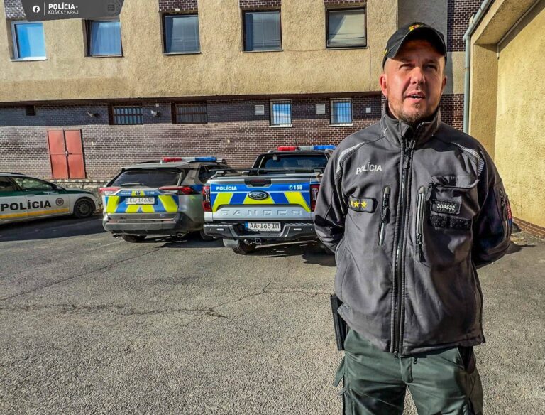 Dráma na diaľnici pri Spišskej: Policajt zachránil kolegu pred smrťou