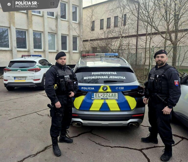 Vďaka policajtom žije: Mužovi zachránili život pred vykrvácaním