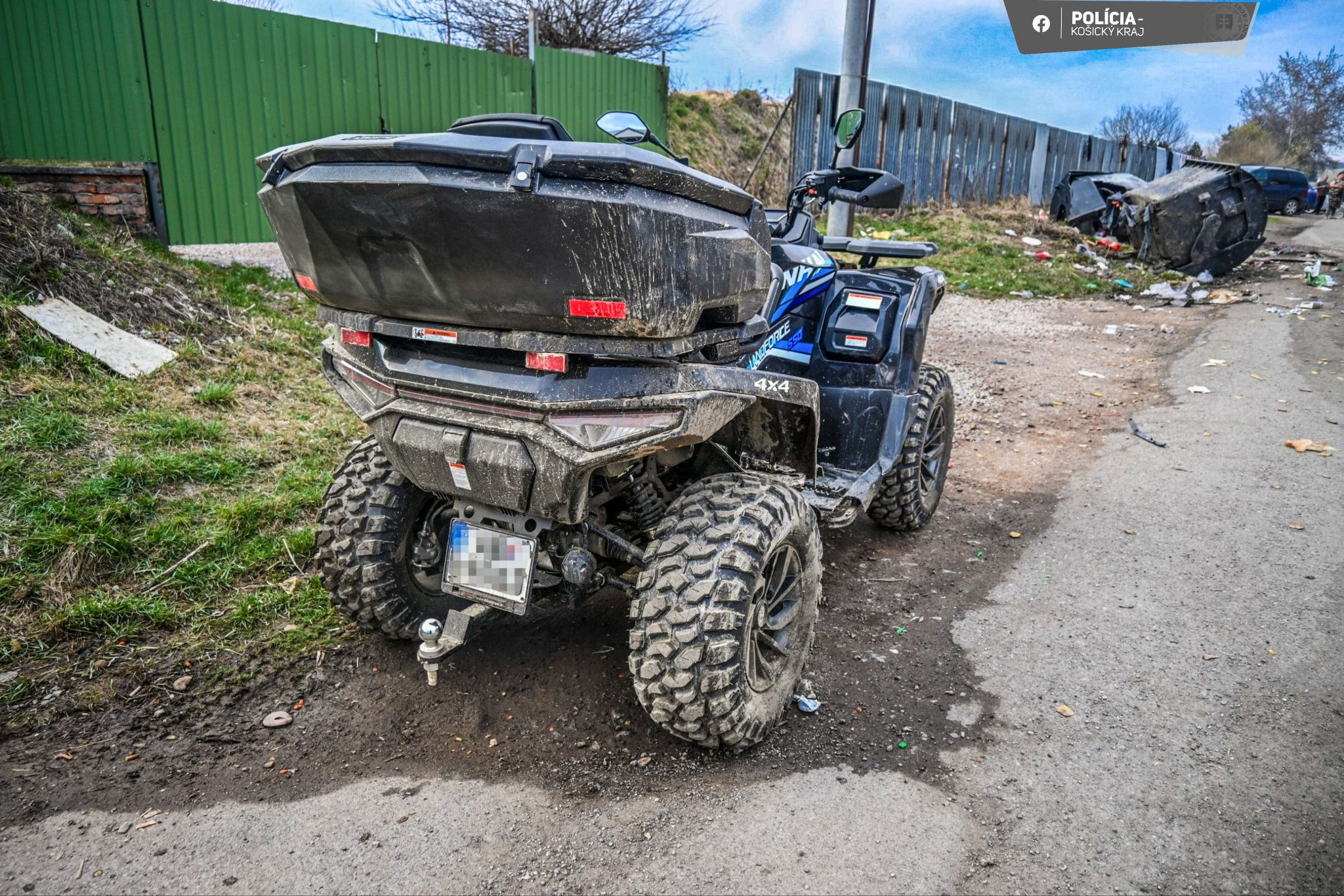 Vážna nehoda v obci Podskala: Mladistvý za volantom štvorkolky ťažko zranil spolujazdca