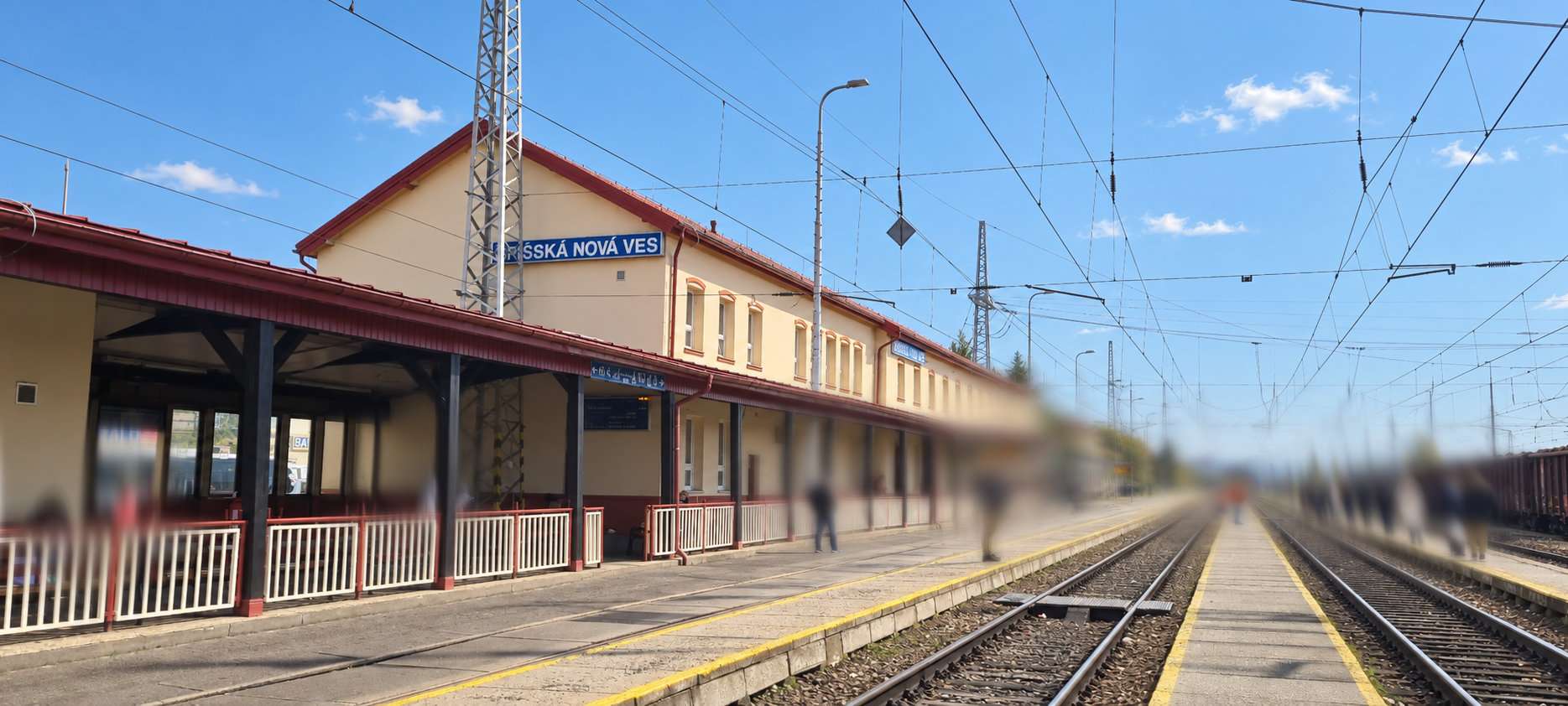 Všímavý svedok zabránil krádeži: Na stanici v Spišskej Novej Vsi sa 21-ročný mladík pokúsil okradnúť 83-ročnú starenku